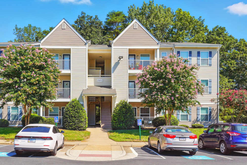 Exterior view with parking space at Monmouth Woods in King George,Virginia