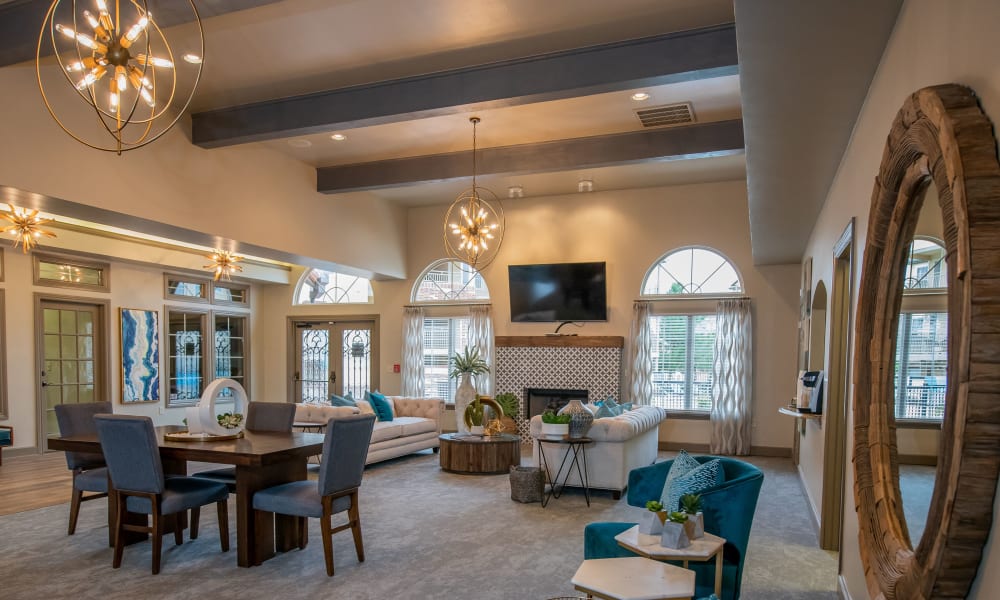 Elegant lounge area at Tuscany Place in Lubbock, Texas