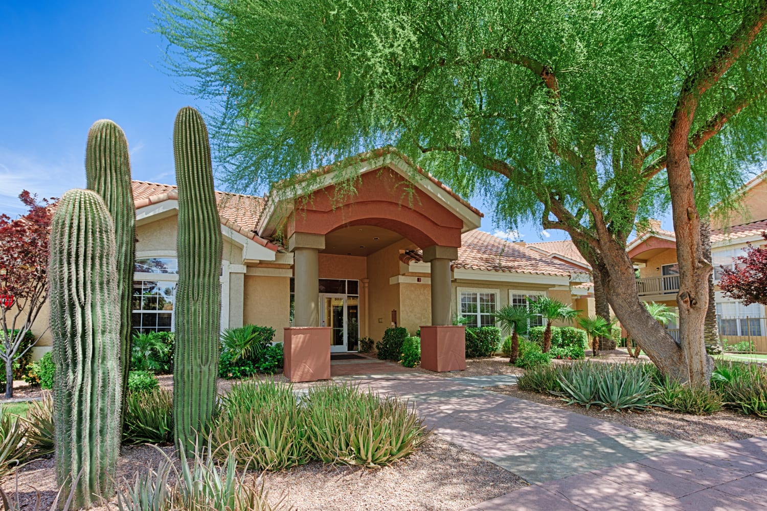 Photos of Sonoran Vista Apartments in Scottsdale, Arizona