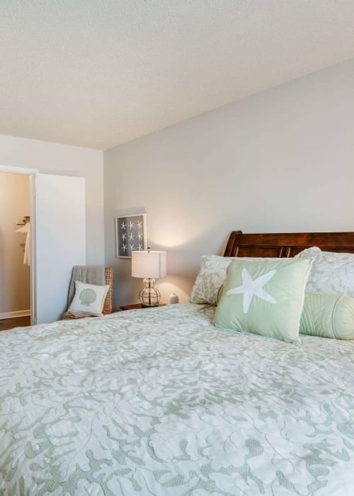 Master bedroom with large closet at Oakleigh Apartments in Baton Rouge, Louisiana