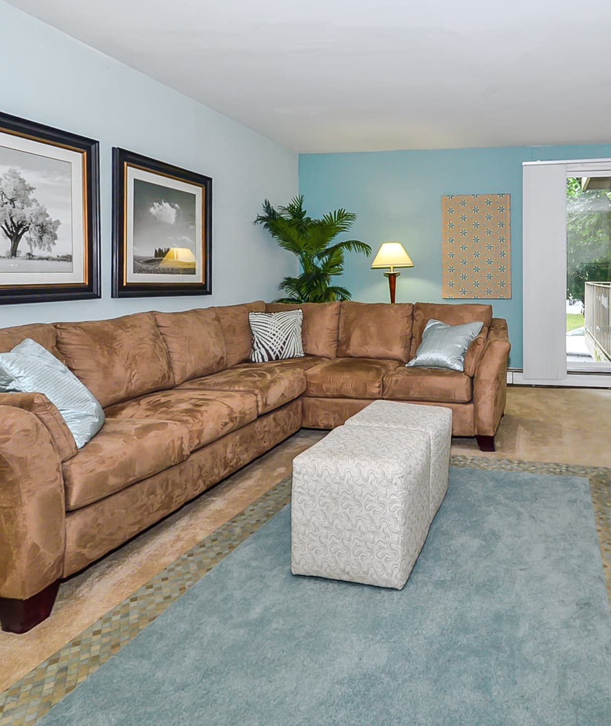 Apartments at Sherwood Crossing Apartments & Townhomes in Philadelphia, Pennsylvania