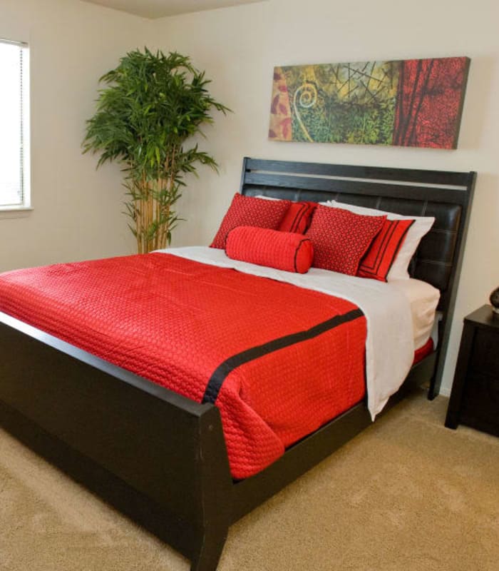 Bedroom at Boulder Ridge in Tulsa, Oklahoma