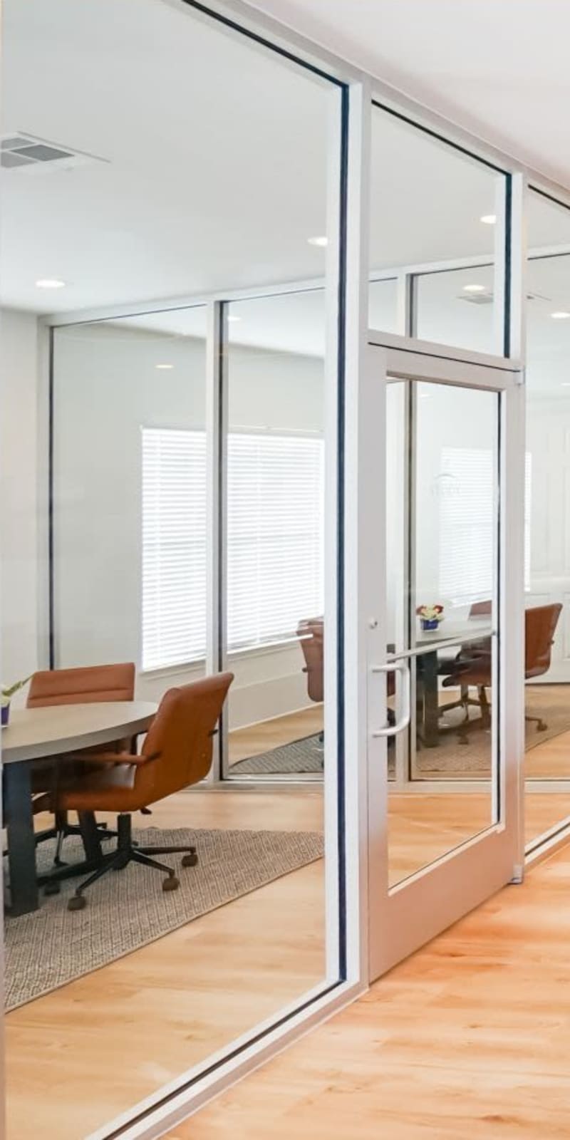 Study rooms at The Leonard in Denton, Texas