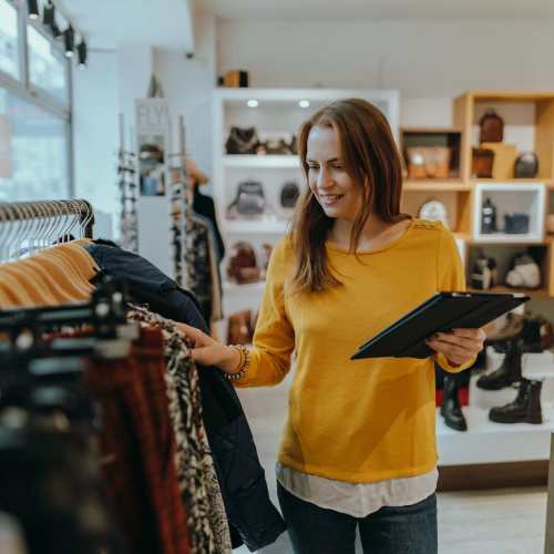 Resident shopping near Luxe @ Ocotillo in Chandler, Arizona, 
