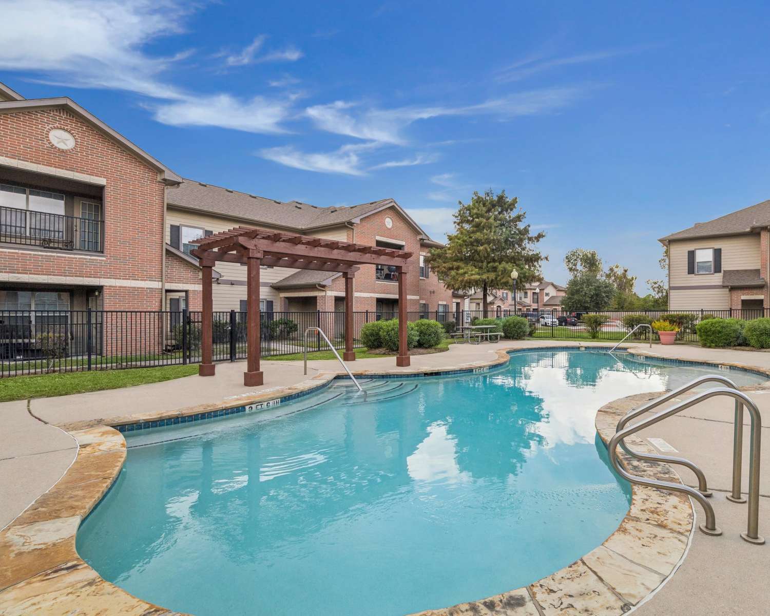Modern swimming pool at Autumn Pines in Humble,Texas