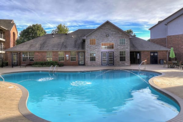 Pool at Heights at Battle Creek in Broken Arrow, Oklahoma
