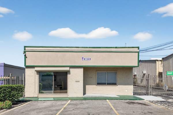 Exterior Storage Units at Key Storage in San Antonio, Texas