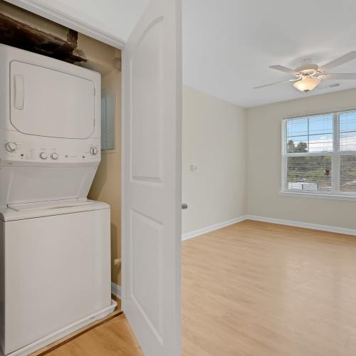Washer and dryer at Robinson Overlook in Columbia, Maryland