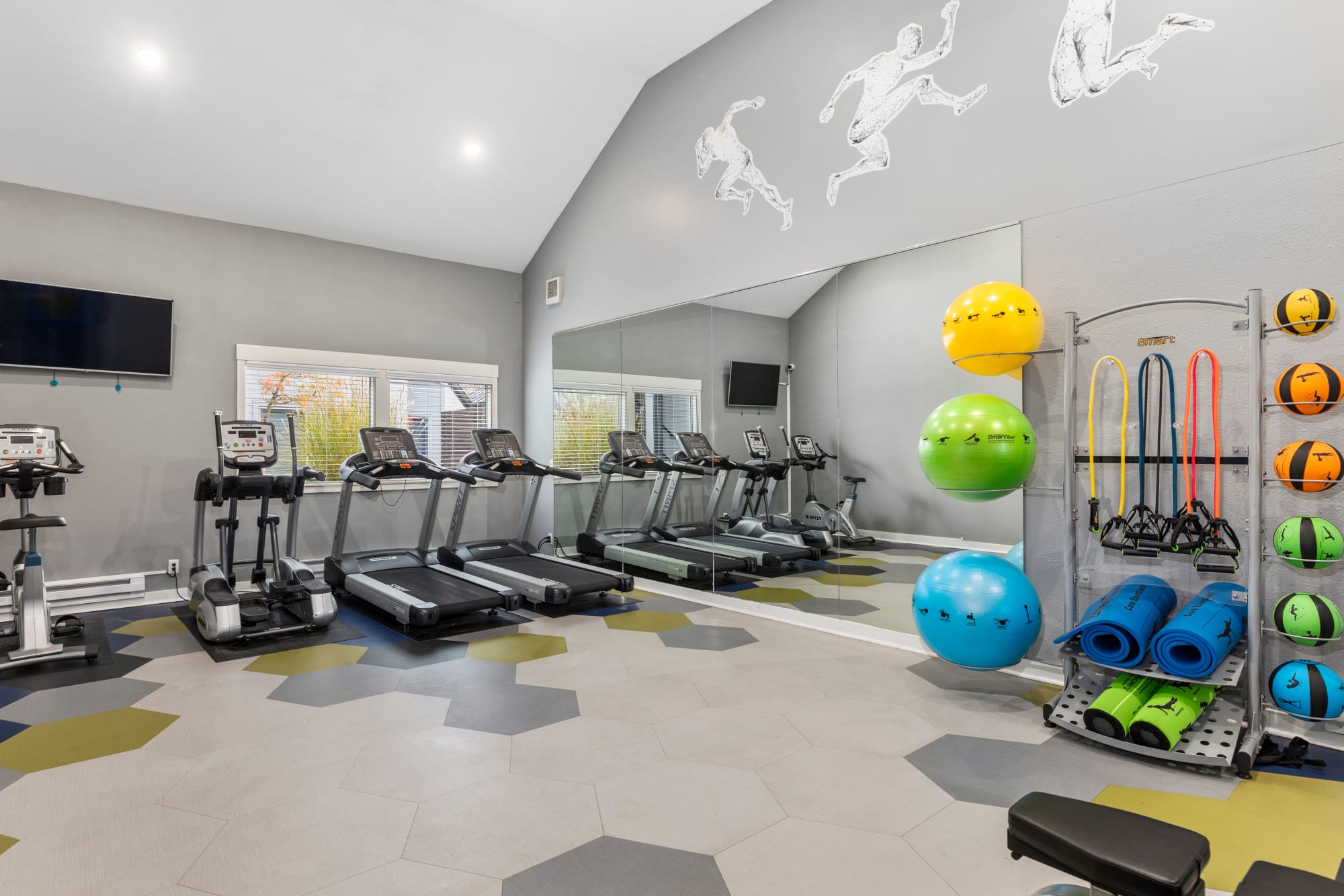 The 24-hour fitness center at Elan 41 Apartments in Seattle, Washington