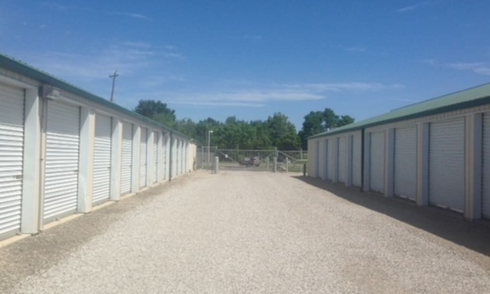 Drive-up storage units at Broad & York Storage in Pataskala, Ohio
