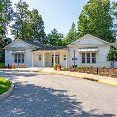 Exterior view of the resident clubhouse Covenant Trace in Newport News, Virginia