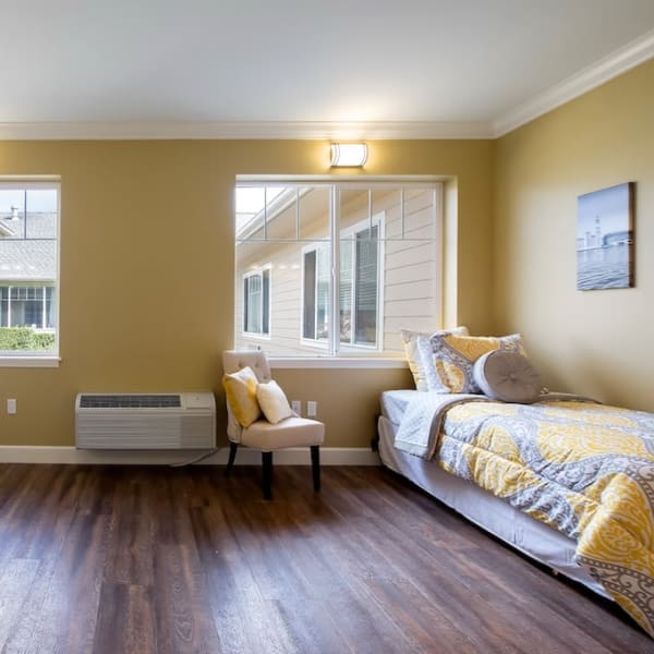 Shared resident bedroom at Pacifica Senior Living McMinnville in McMinnville, Oregon