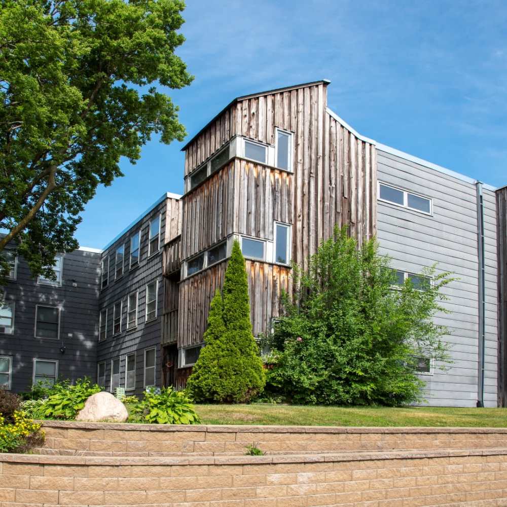 Exterior view of the apartments at Bass Lake Crossing in New Hope, Minnesota