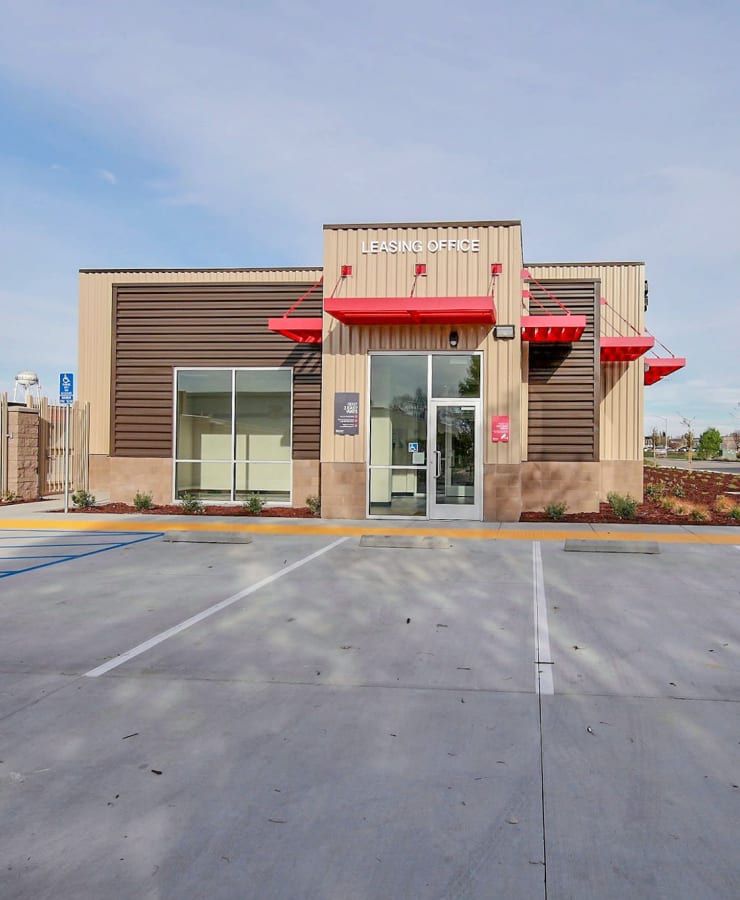 The exterior of the main entrance at StorQuest Express Self Service Storage in Tracy, California