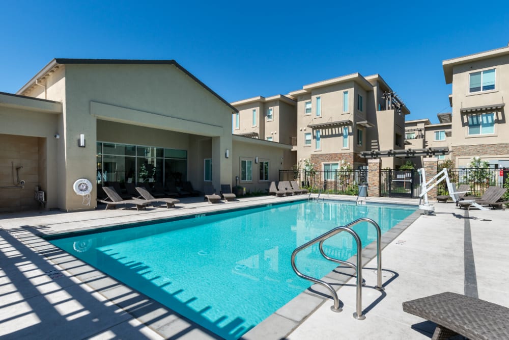 Resort-style pool at Eight Mile House in Stockton, California