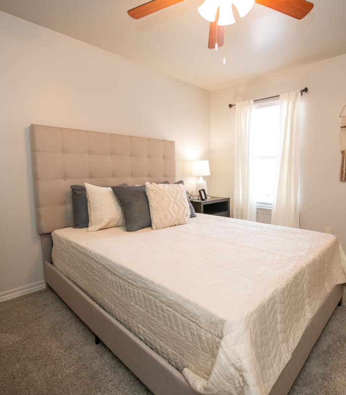 Spacious carpeted bedroom at Cross Timber in Oklahoma City, Oklahoma