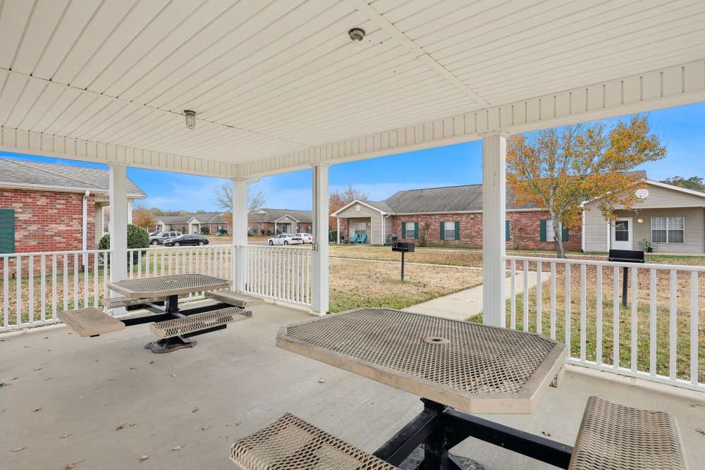 Picnic area with seating at Camden Park in Canton, Mississippi