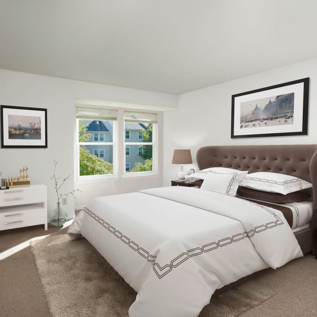 Gateway Village Apartments showcases a well decorated bedroom in Jessup, Maryland