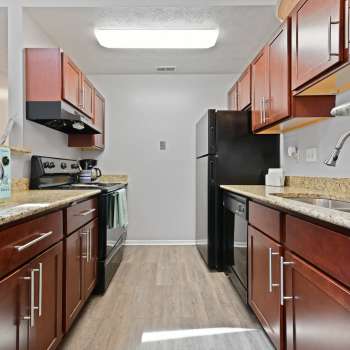 Kitchen - Granite Countertops at Oak Run Apartments in Columbus, Ohio