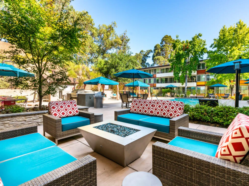 Cozy seating around the fire pit at Sofi Belmont Glen in Belmont, California