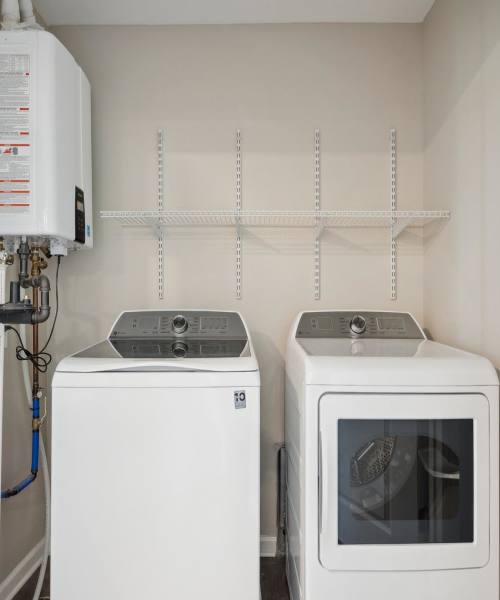 On-site laundry at Chandler Pointe in Wilton, Iowa