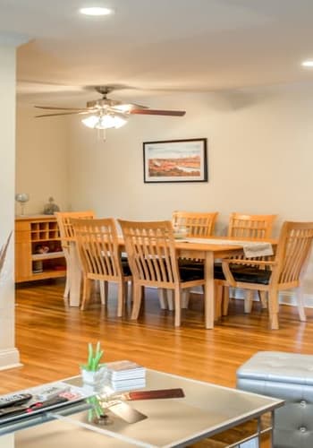 Dining room at Pompton Gardens in Cedar Grove, New Jersey