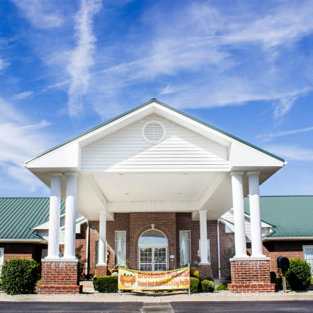 Exterior of Rivercrest Place in Paducah, Kentucky