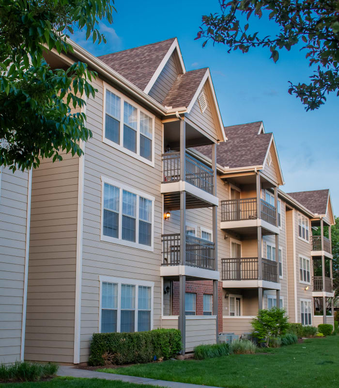 Exterior of Winchester Apartments in Amarillo, Texas