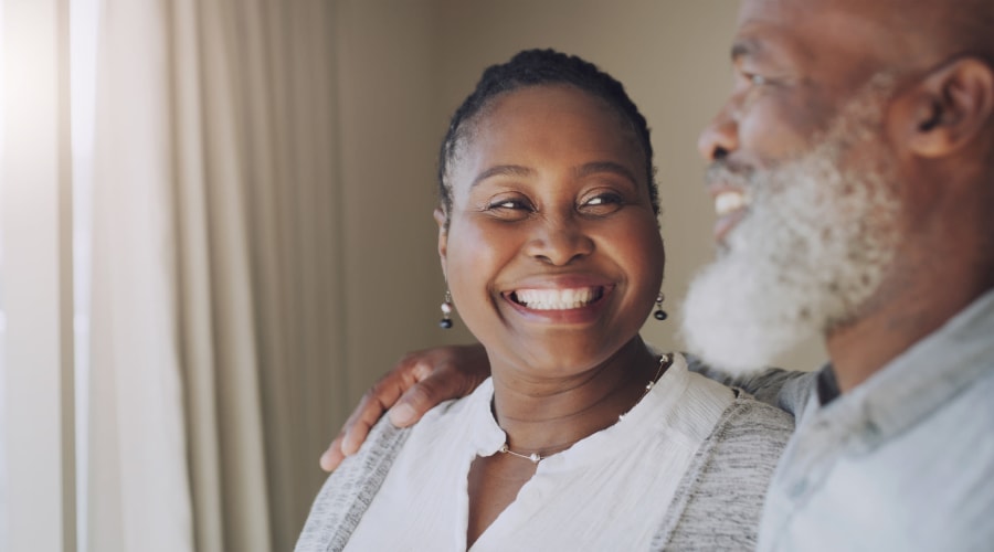 Independent living couple enjoying their apartment at Cascade Park Vista Assisted Living in Tacoma, Washington