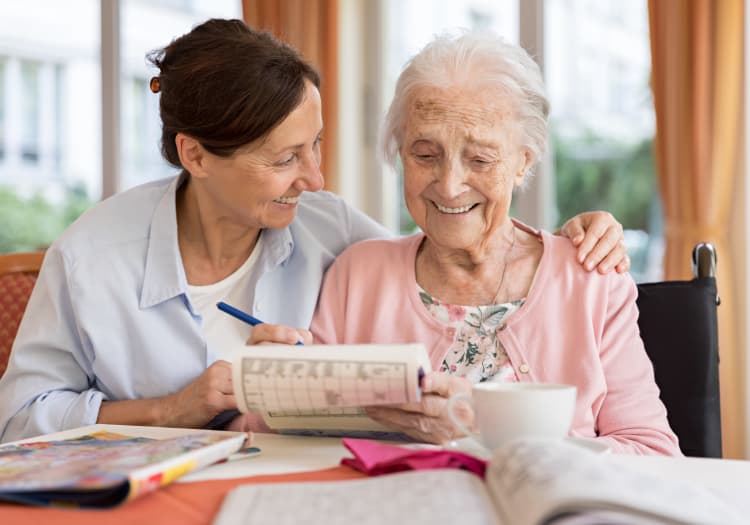 Resident and granddaughter at Oakmont Gardens in Santa Rosa, California