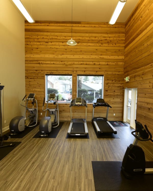 Superb fitness center at Waters Edge Apartments in Kent