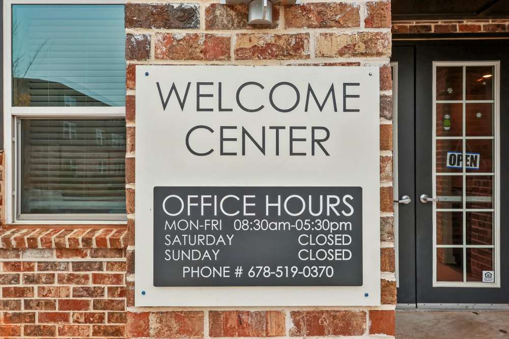 A welcome board at Flats at Mount Zion in Stockbridge, Georgia