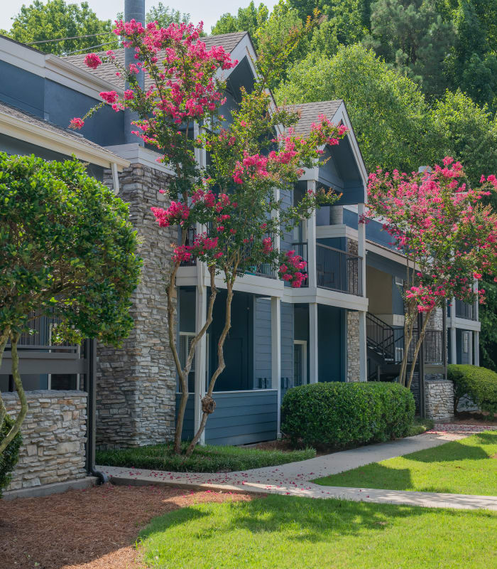 Front entrance to The Pointe of Ridgeland in Ridgeland, Mississippi