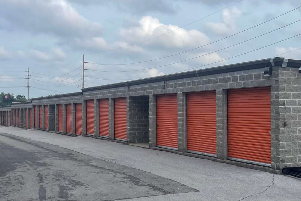 Multiple outer storage units at A-1 Locker Rental - Fenton in Fenton, Missouri