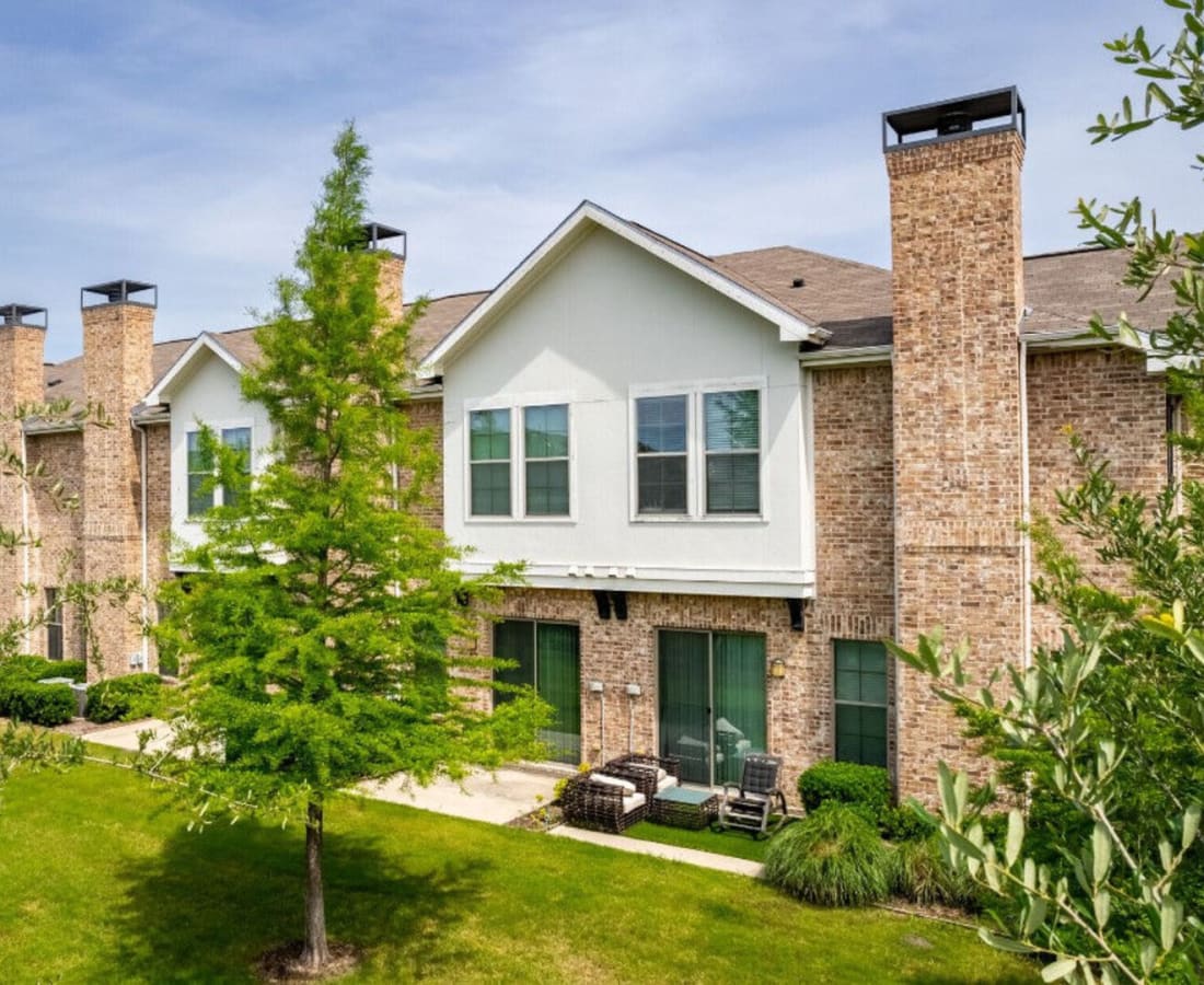 Exterior view of the townhomes at Parkside Towns in Richardson, Texas