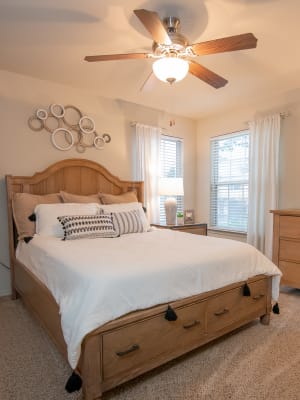 Bedroom at Cascata Apartments in Tulsa, Oklahoma