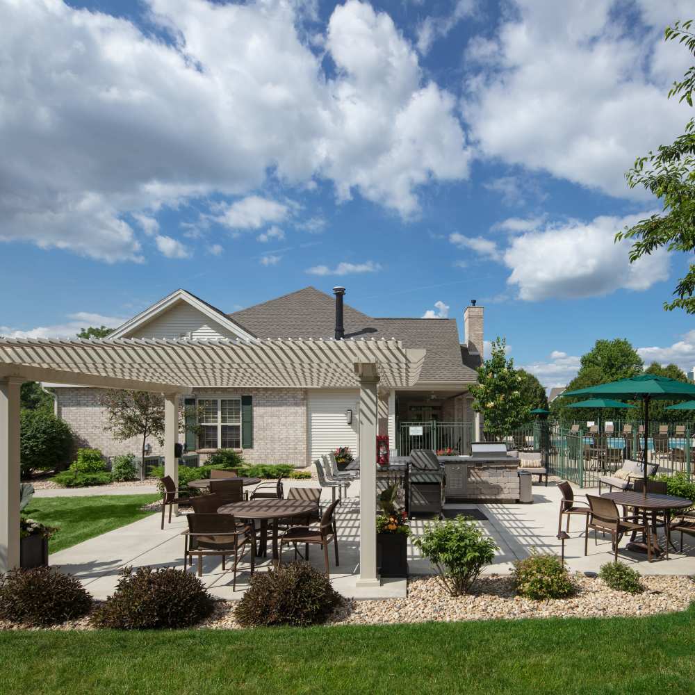 Apartment exterior at Quail Run in Middleton, Wisconsin