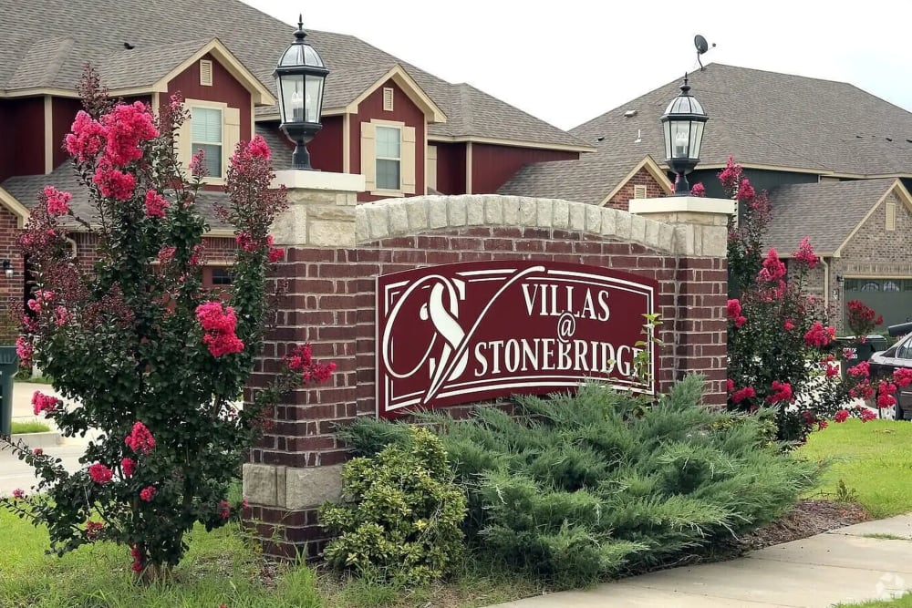 Sign board at Villas at Stonebridge in Owasso, Oklahoma