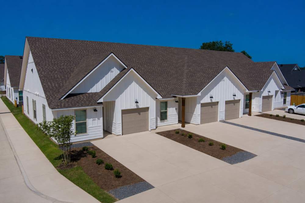Exterior View of Willow Brook Townhomes in Bossier City, Louisiana Aerial view of the community at Willow Brook Townhomes in Bossier City, Louisiana