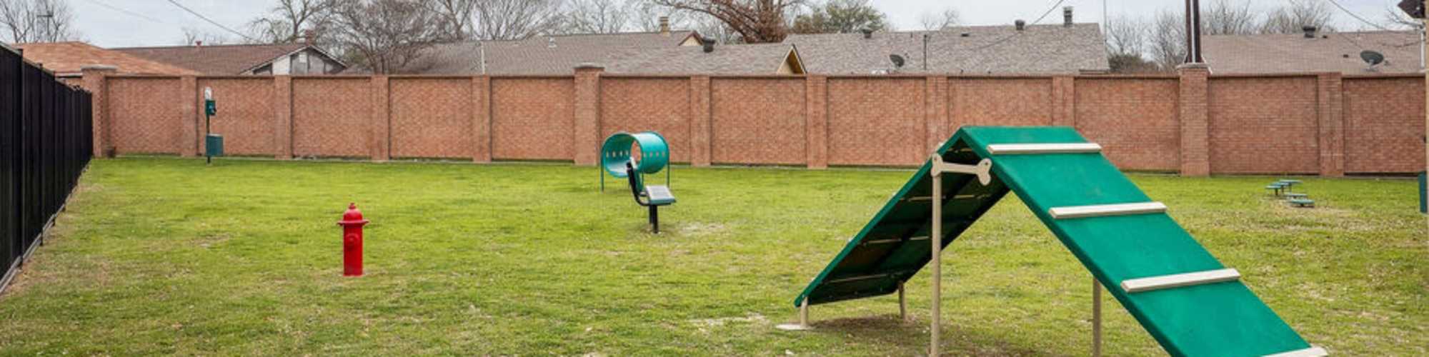 Pet Friendly | Mission Eagle Pointe in Allen, Texas