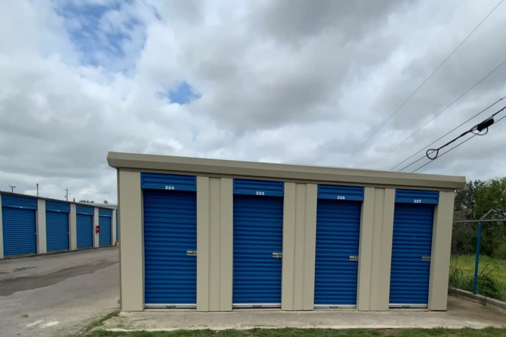 View our list of features at KO Storage in Del Rio, Texas