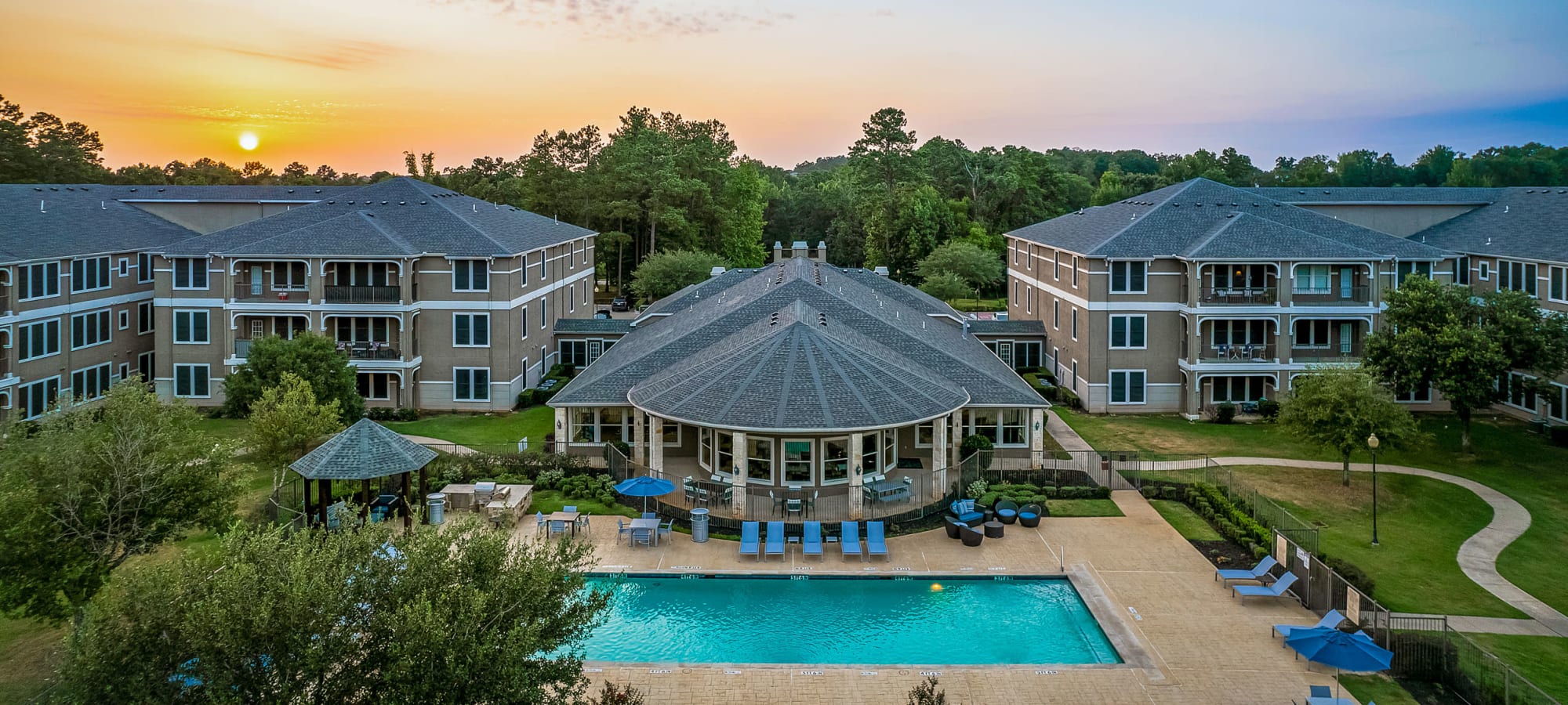 Amenities at Marquis at The Cascades in Tyler, Texas