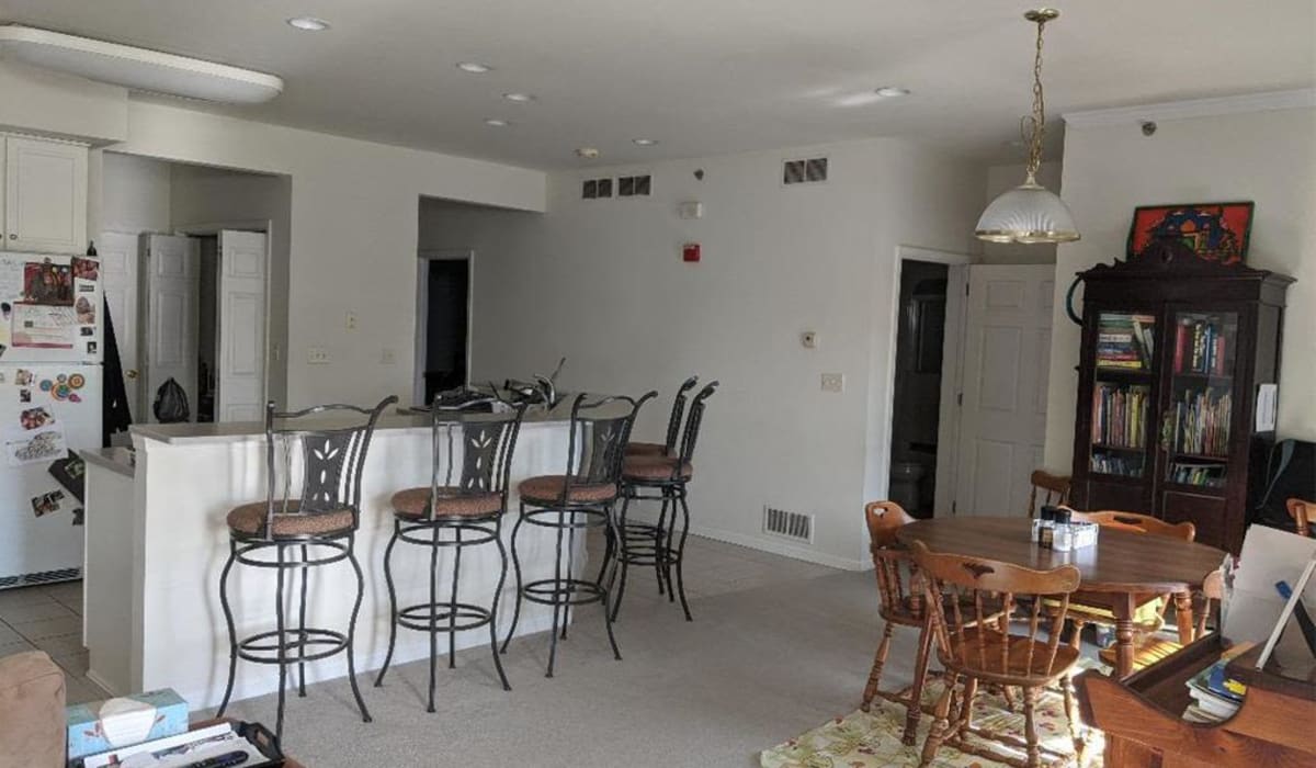 Breakfast bar separating the kitchen from the dinning room at Springhouse Townhomes in Allentown, Pennsylvania