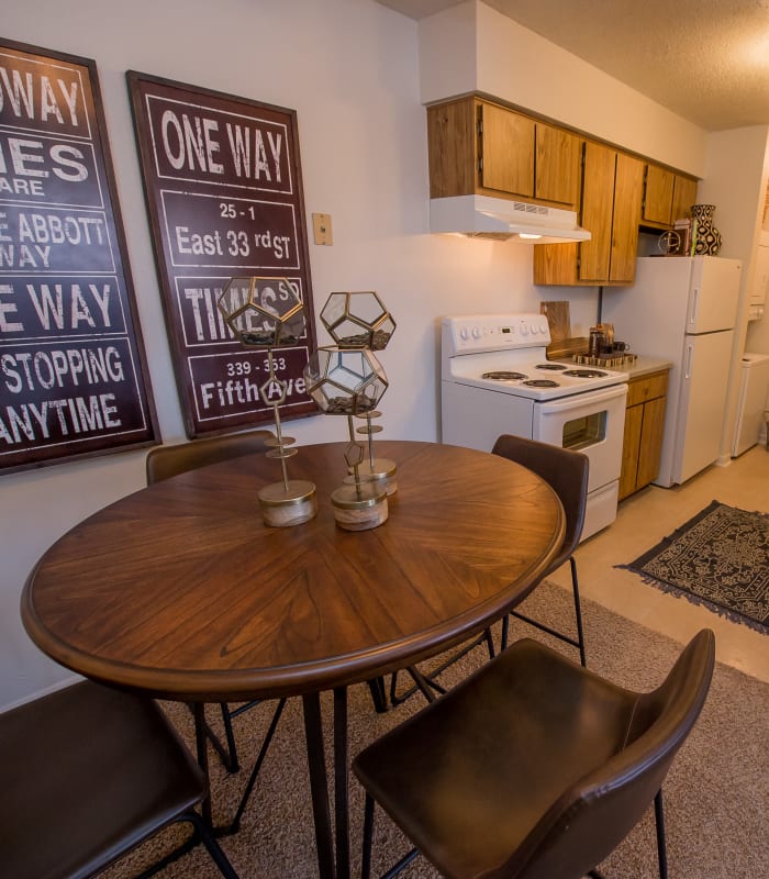 Dining area at Waters Edge in Oklahoma City, Oklahoma