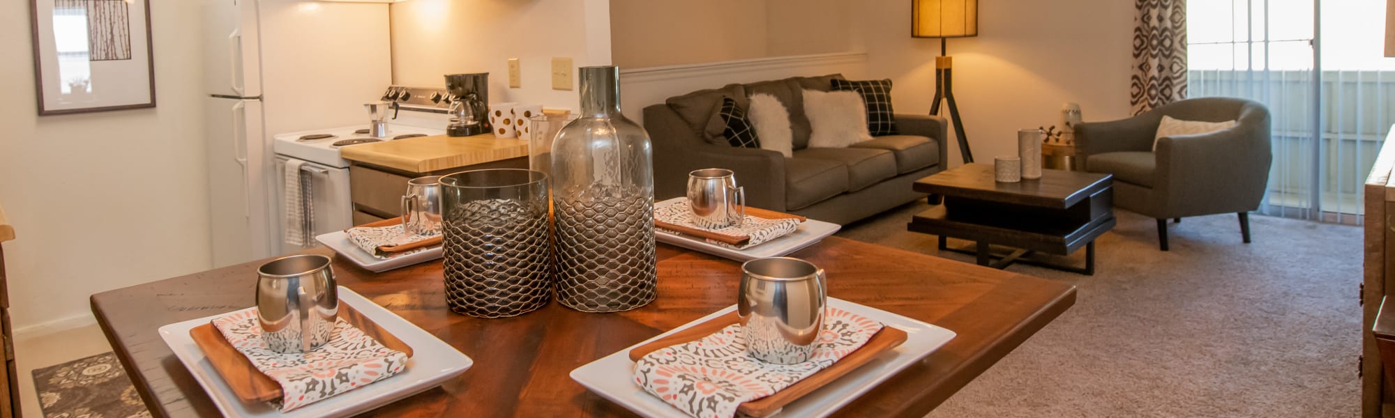 photos of fox run apartments in wichita kansas