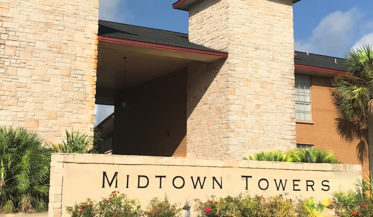 Apartments in Bryan, TX Midtown Manor and Towers