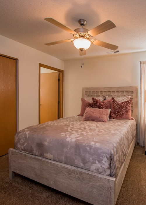 Floor plans at Huntington Park Apartments in Wichita, Kansas