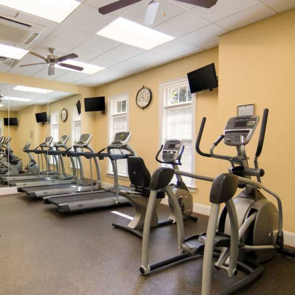 Waverly Place offers a wide variety of amenities in Louisa, Virginia