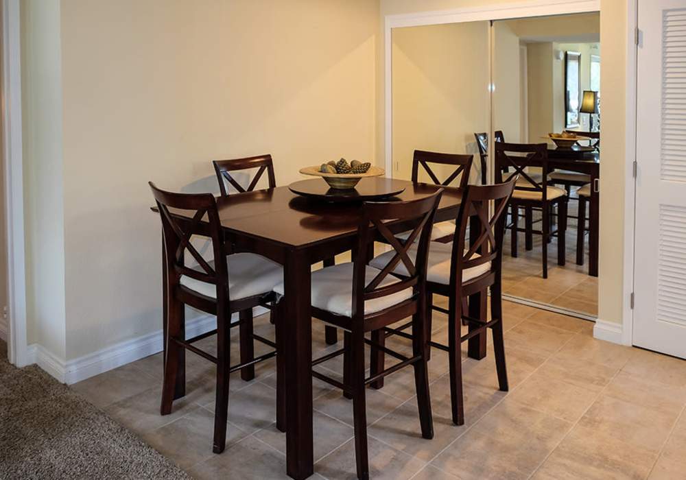 Apartment dining area at Shadowridge Summerwind in Vista. CA