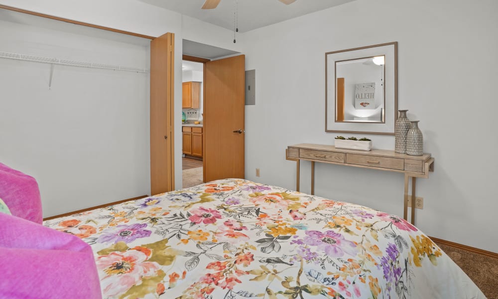 Bedroom at Huntington Park Apartments in Wichita, Kansas